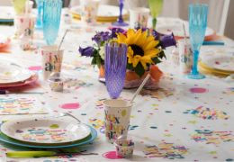 Nappe d'anniversaire sélection pour une table festive